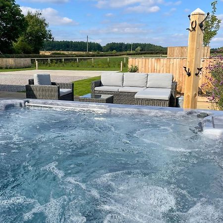The View, Broxa - Luxury Lodge - Yorkshire Coast スカーバラ エクステリア 写真